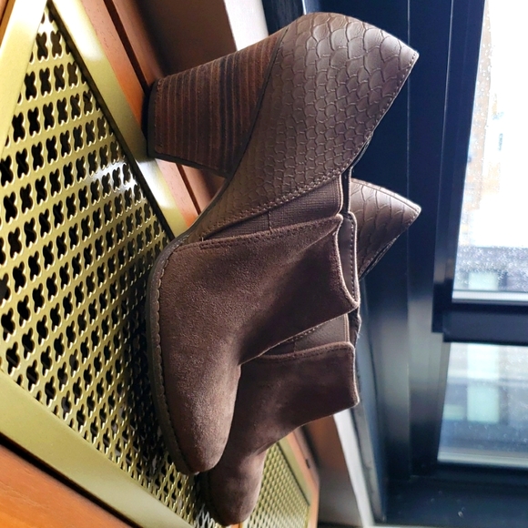 Dr. Scholl's Memory Foam Cool Fit Boot Cut Women's Size 10 - Picture 1 of 6